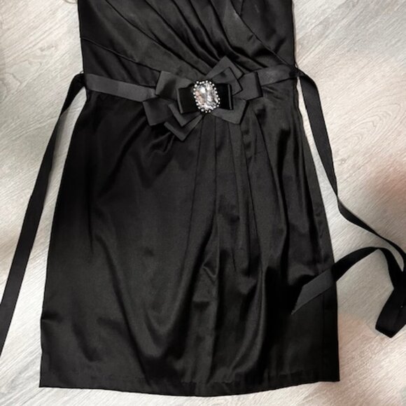 Party Little Black Dress with Jewel - Picture 5 of 5